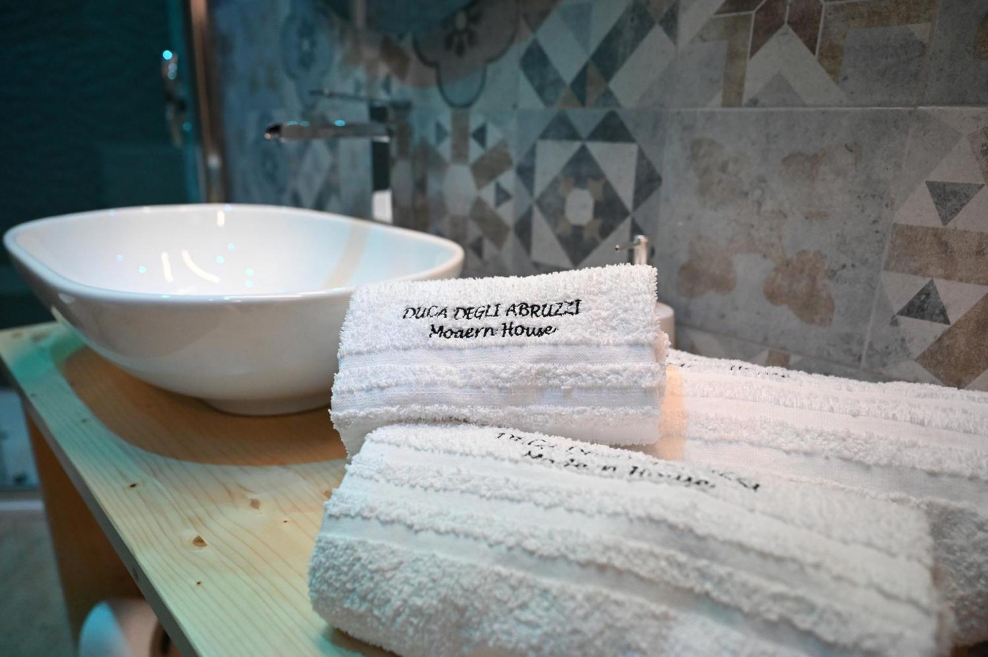 ブリンディジDuca Degli Abruzzi Modern House Luxury Relaxアパートメント エクステリア 写真